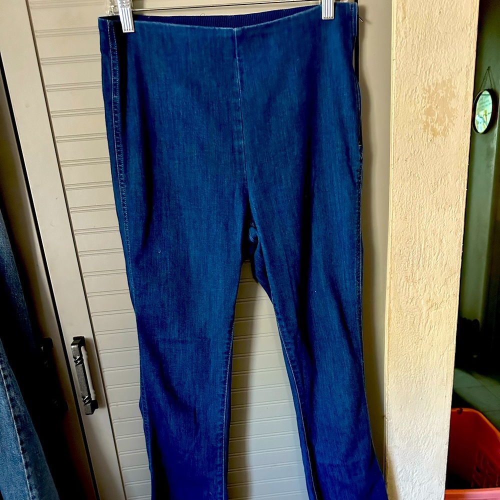 Lilly Pulitzer side zip denim jeans size 12